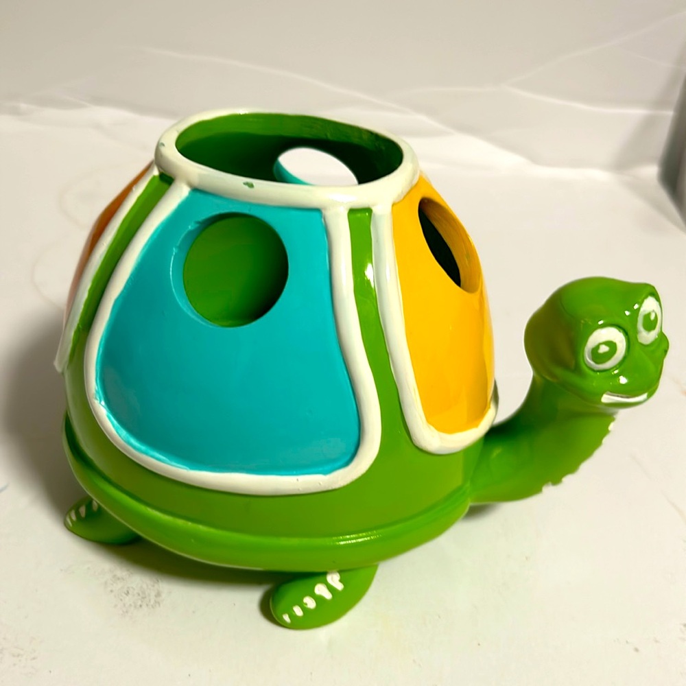 Target turtle toothbrush holder